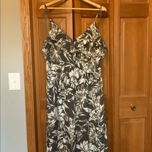 Olive banana republic lined dress